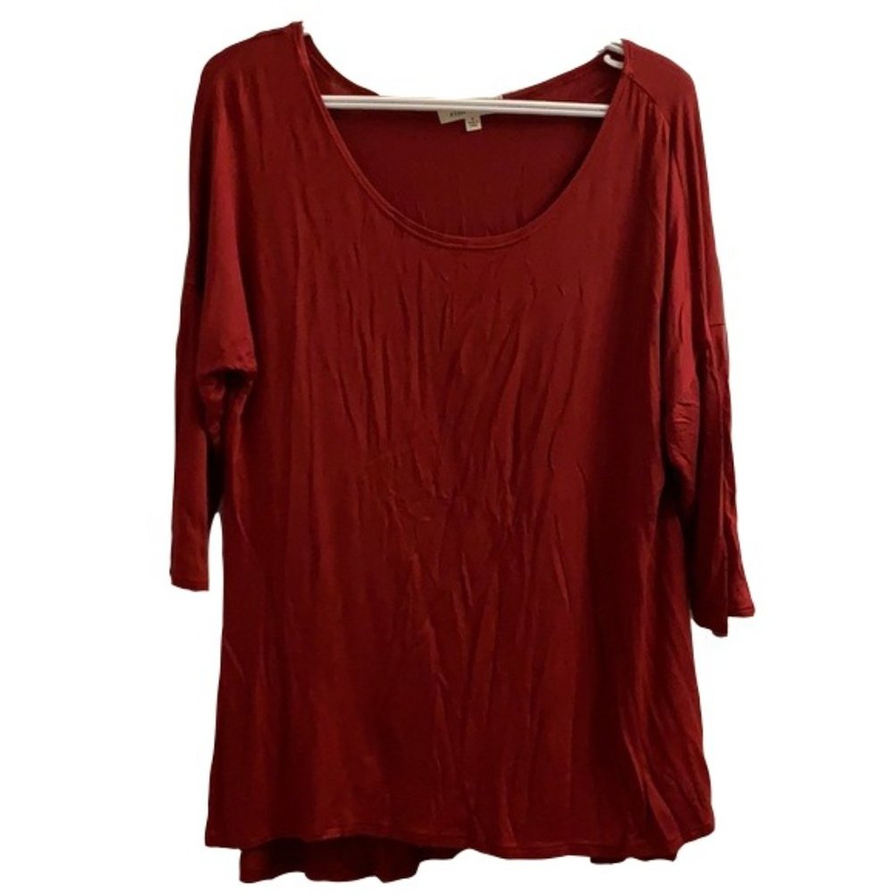 Ellie and Kate red Piko top medium